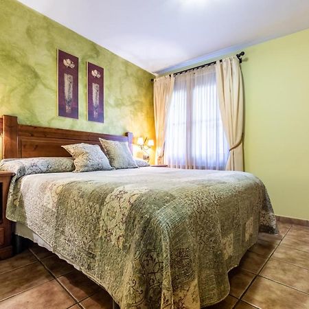 Apartamentos Casa Rivera Ainsa Luaran gambar